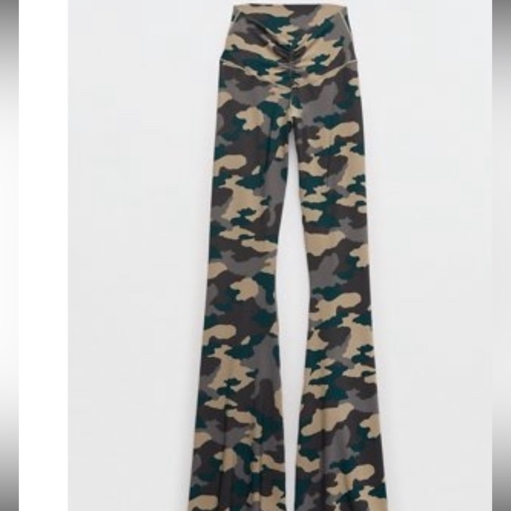 Crossover leggings